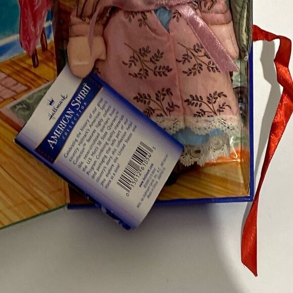 Hallmark We The People Connecticut U.S. State Quarter Harriet Beecher Stowe Doll - Picture 4 of 9